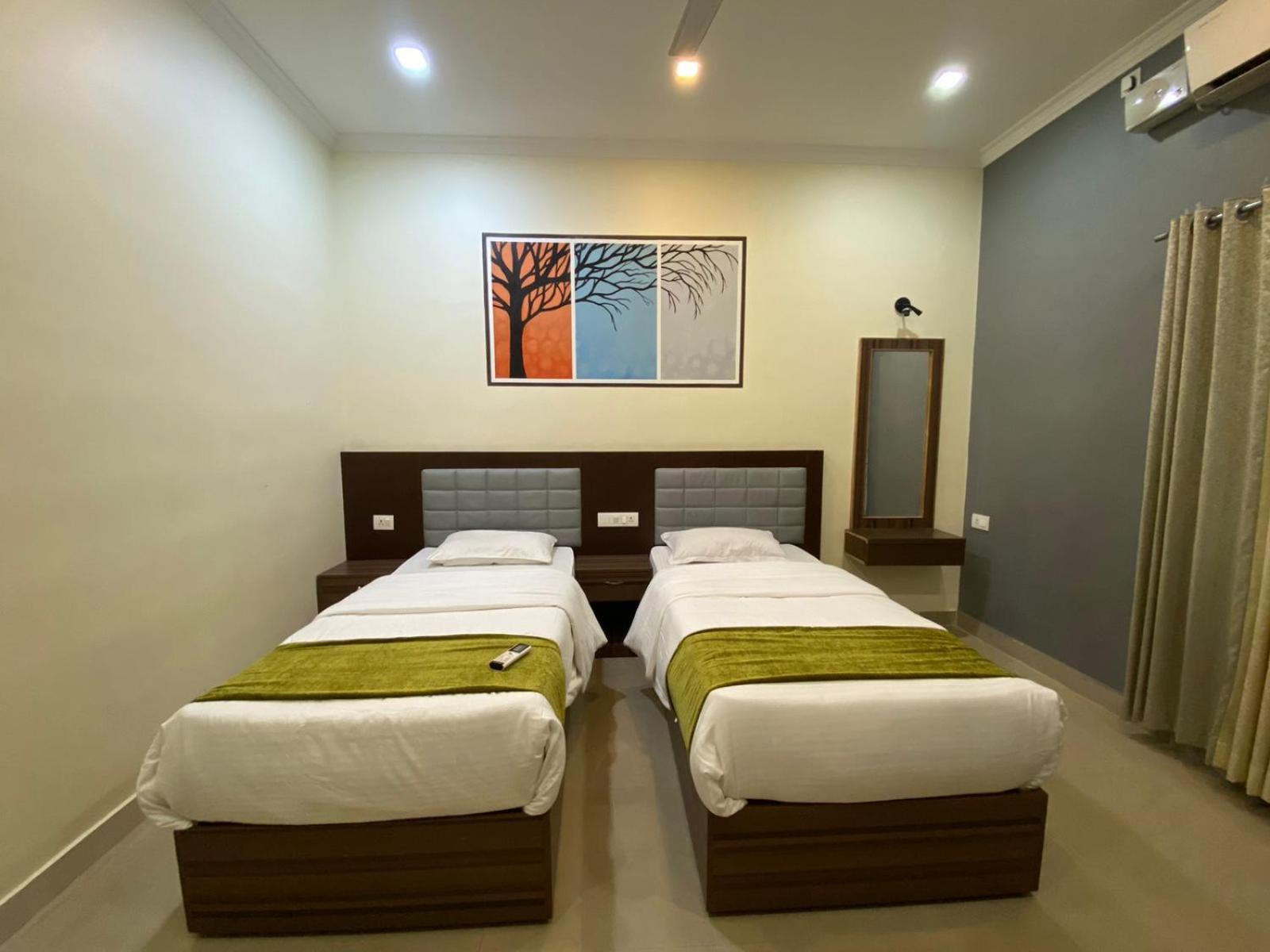 Muziris Manor Residency Hotel Kochi Exterior photo